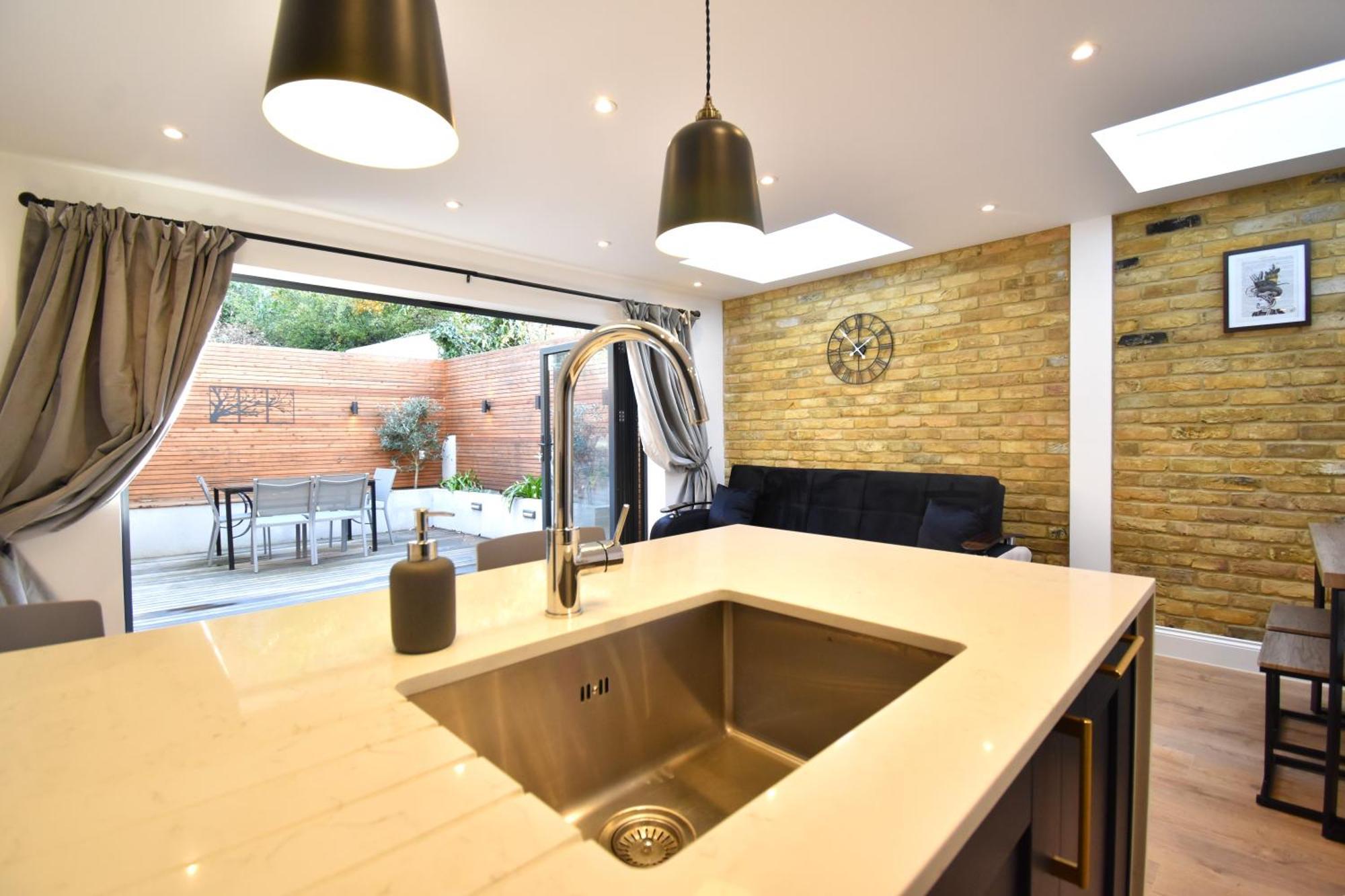 Stunning 2 Bed Apartment London Ngoại thất bức ảnh
